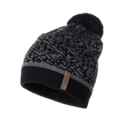 Wool winter beanie with warm lining
