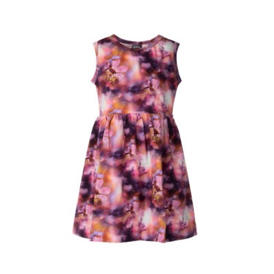 Ilma varrukateta suvekleit