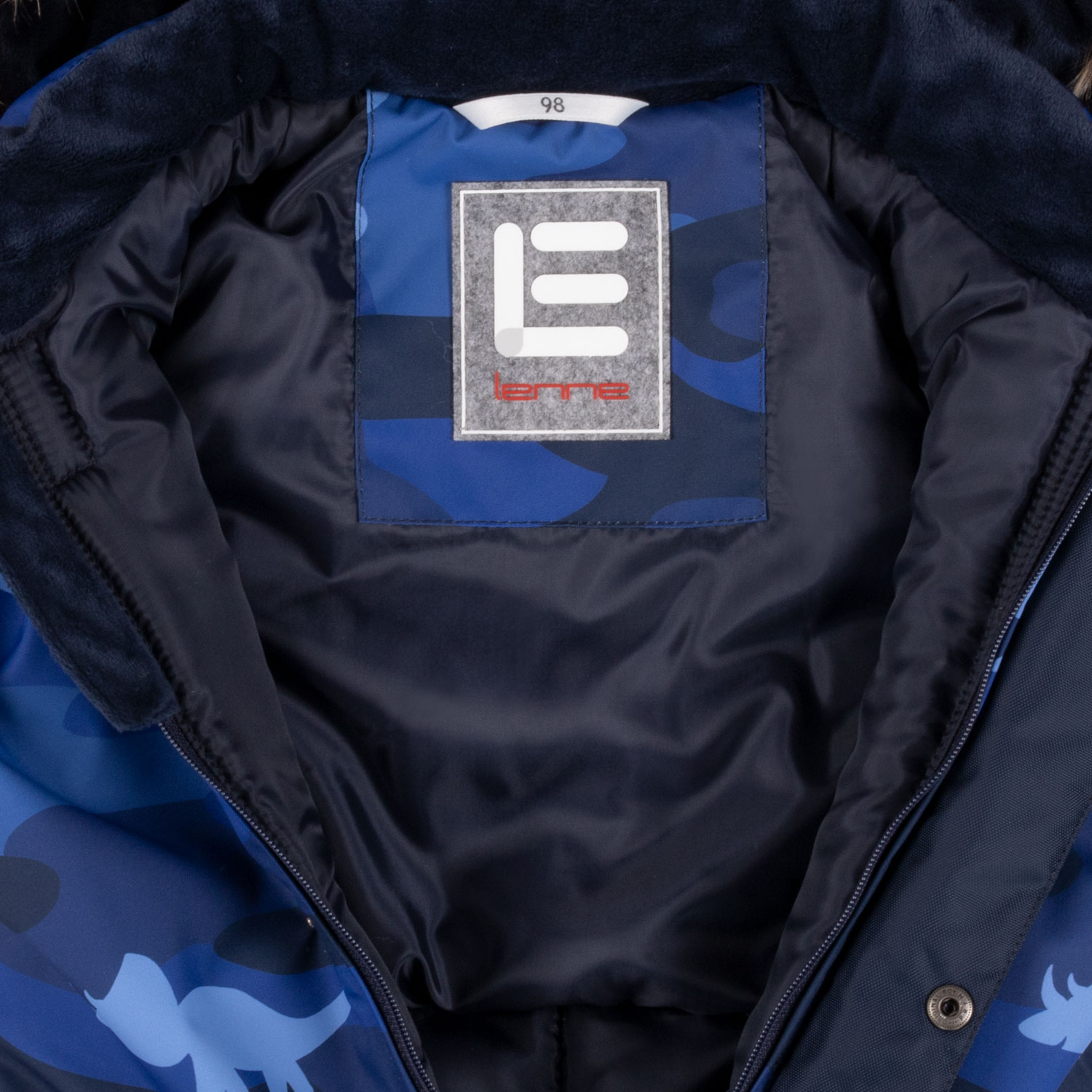Winter snowsuit with abrasion-resistant bottom - Image 3