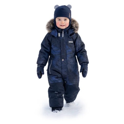 Winter snowsuit with double seat insulation